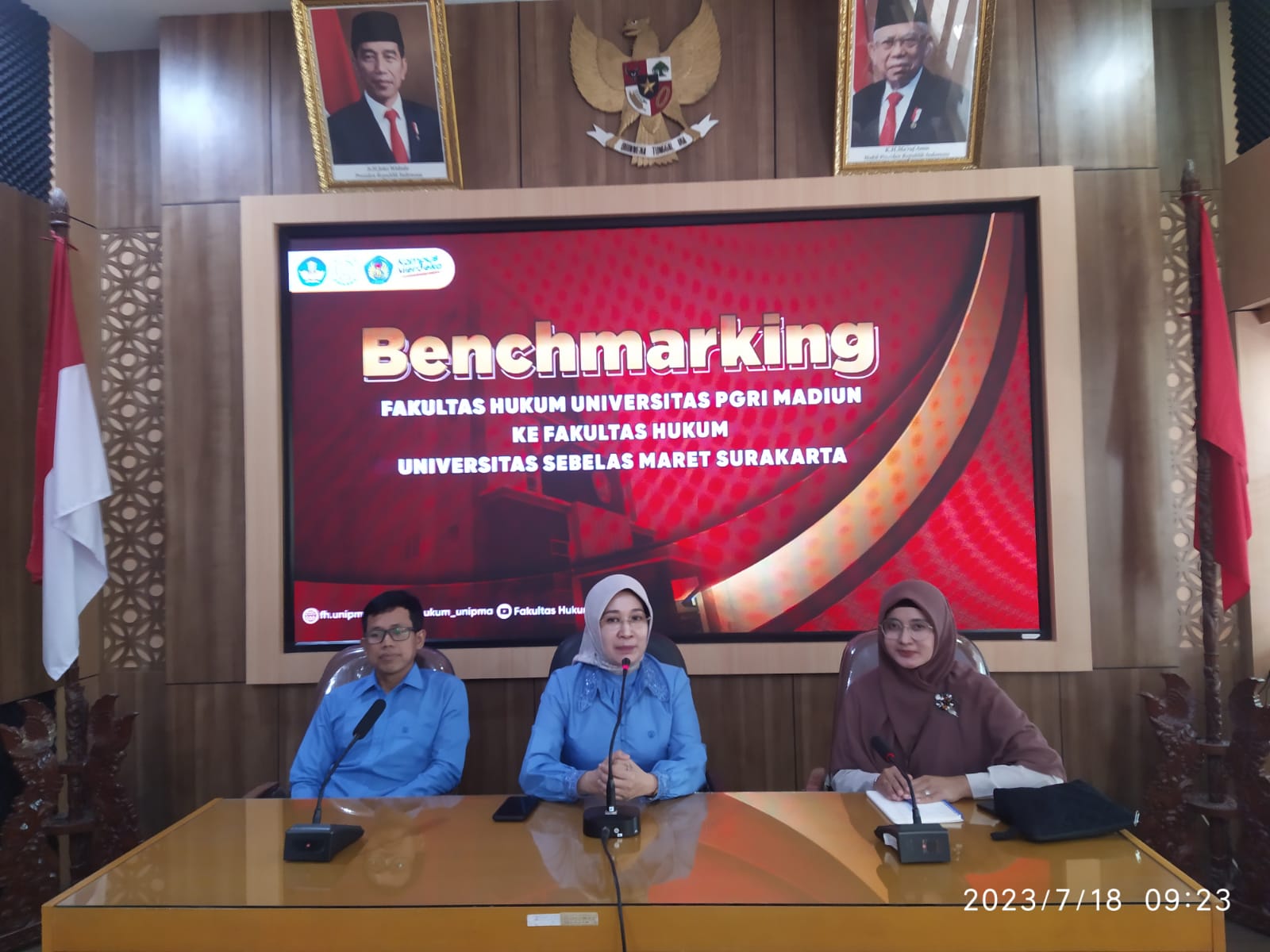 Benchmarking Fakultas Hukum Universitas Pgri Madiun Ke Fakultas Hukum